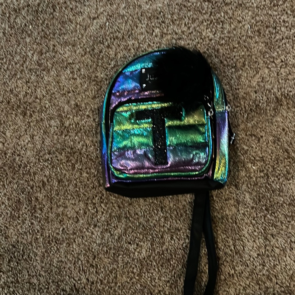 Small T backpack